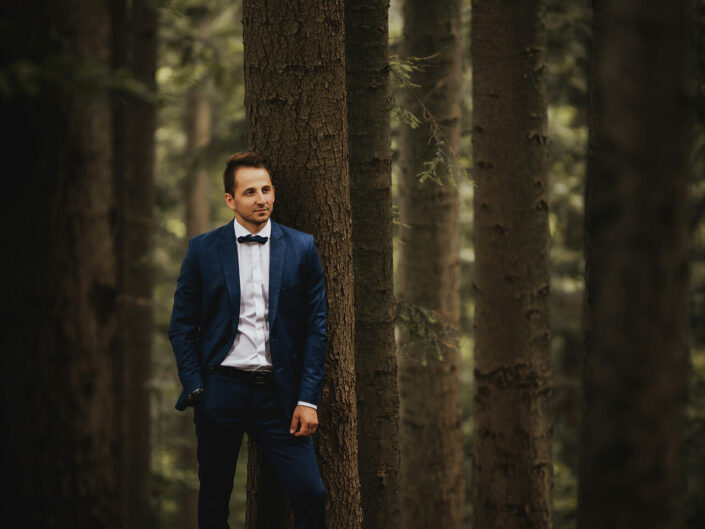 fotograf ślubny Tarnów, Tarnów fotografia ślubna sesja w lesie